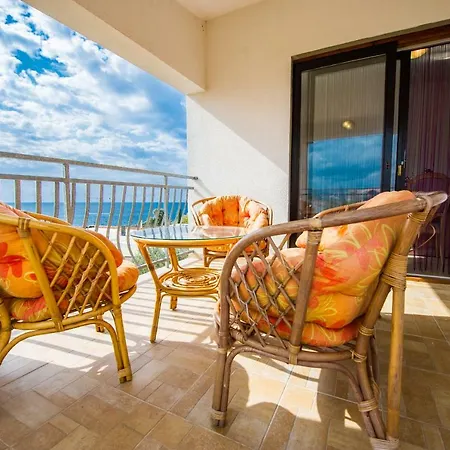 Flora Apartmán Rogoznica (Sibenik-Knin)